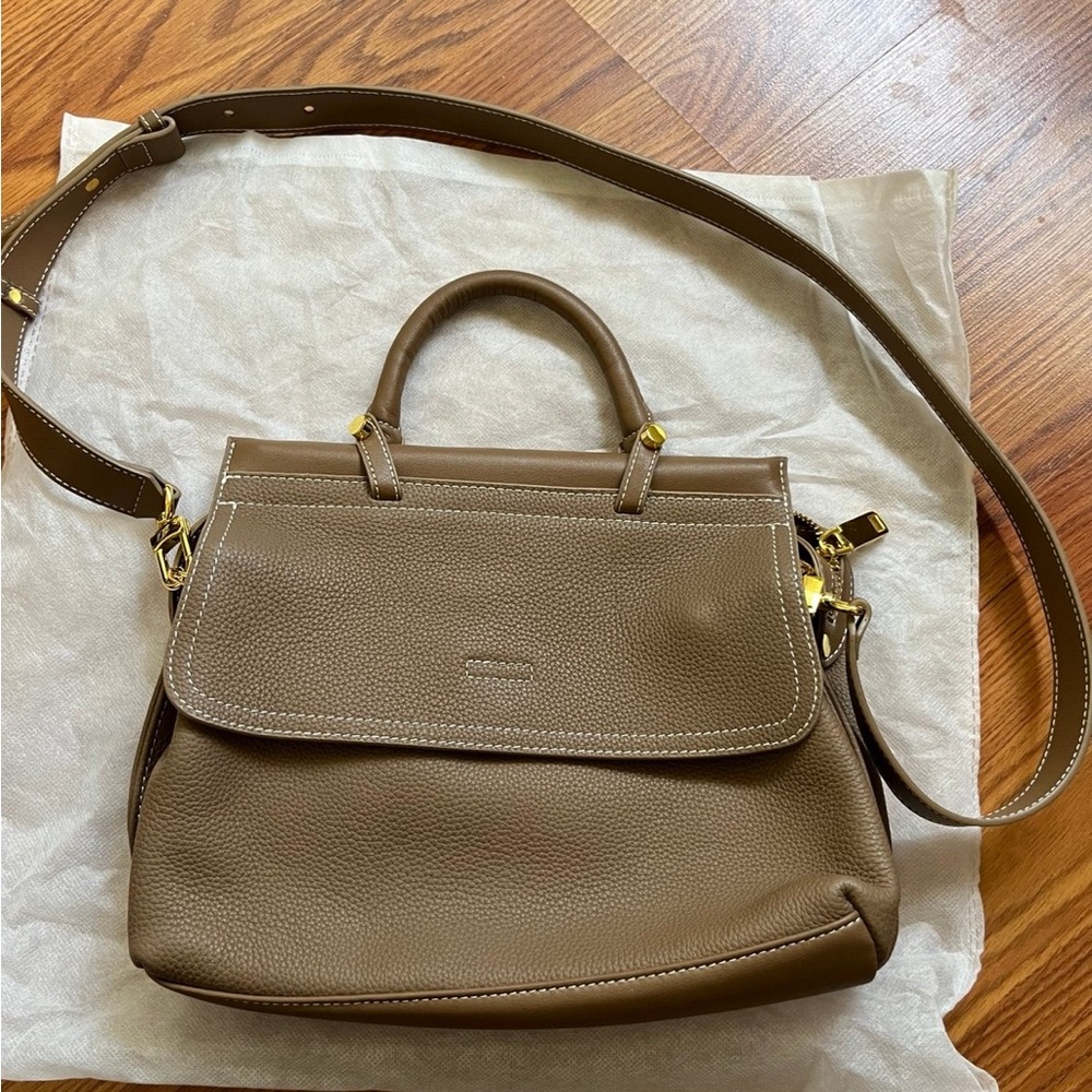 Leather bag